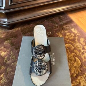 NEW- NEVER WORN Vince Camuto Lupa Wedge Sandal